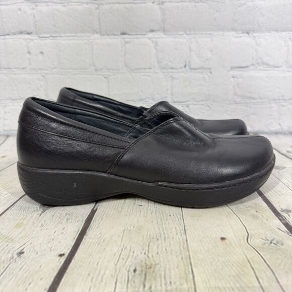 Dansko Comfort Loafers Women Size 9.5-10 US 40 EU Leather Black Walking Shoes - Picture 1 of 13